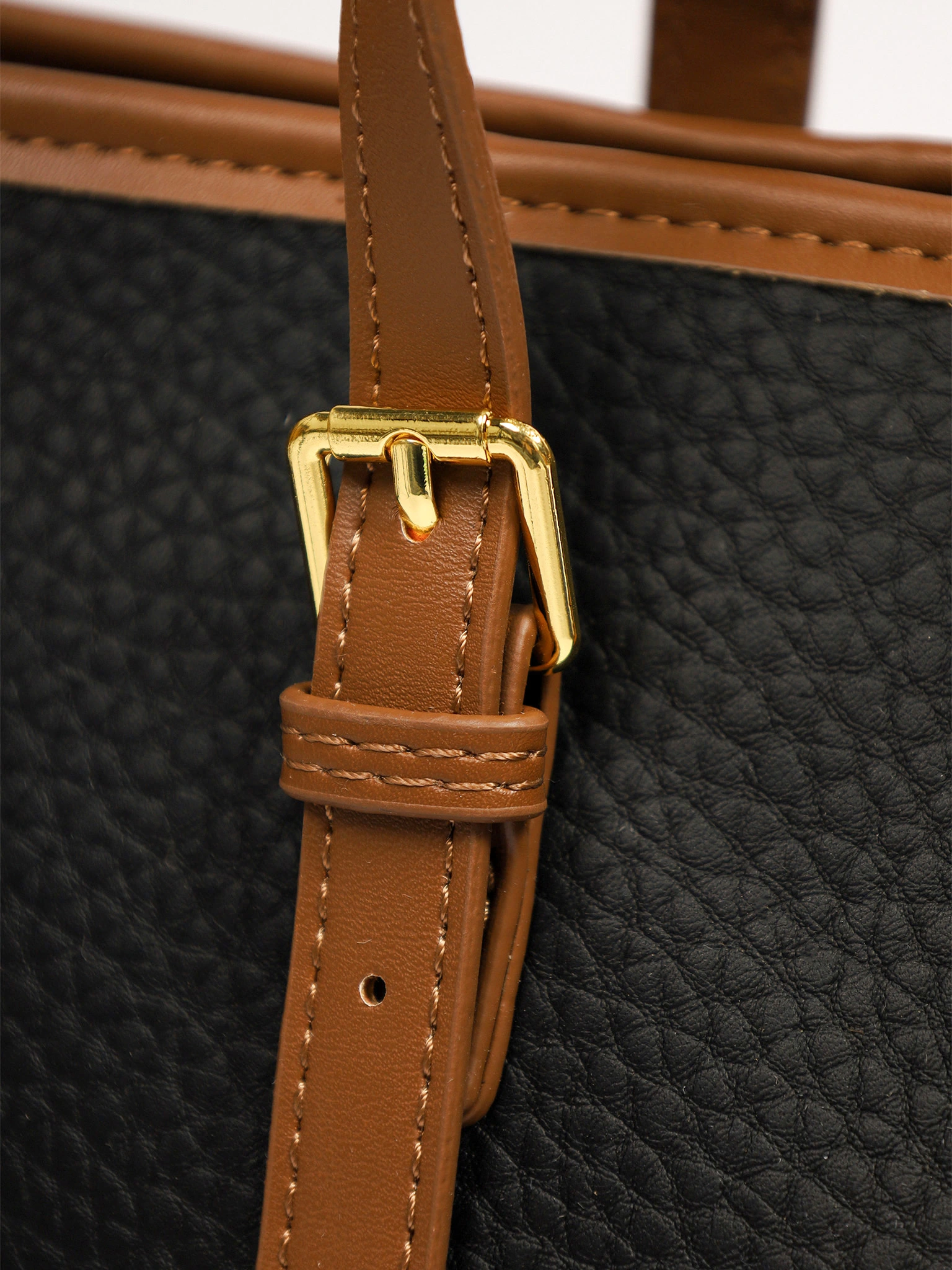 Сумка-тоут с ключницей в ассортименте